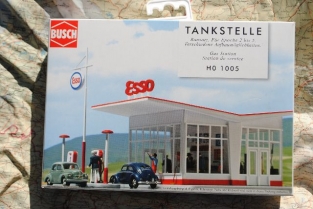 BUSCH HO 1005  ESSO Tankstation